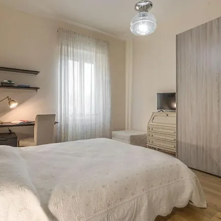 Апартаменты Sunshine Porta Nuova Верона