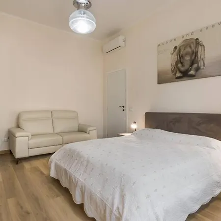 Sunshine Porta Nuova Apartment Verona